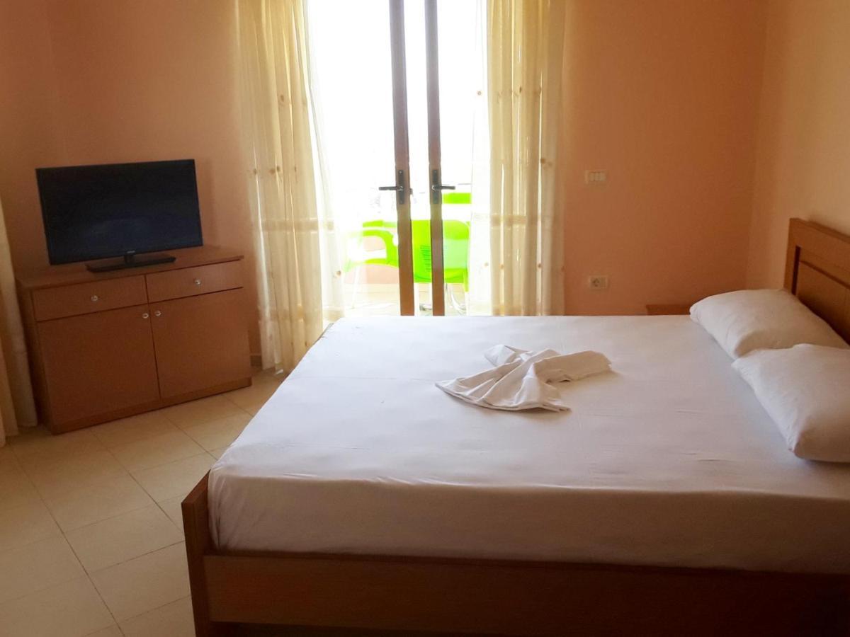 Ferienwohnung Vila Jakupi Sarandë Exterior foto